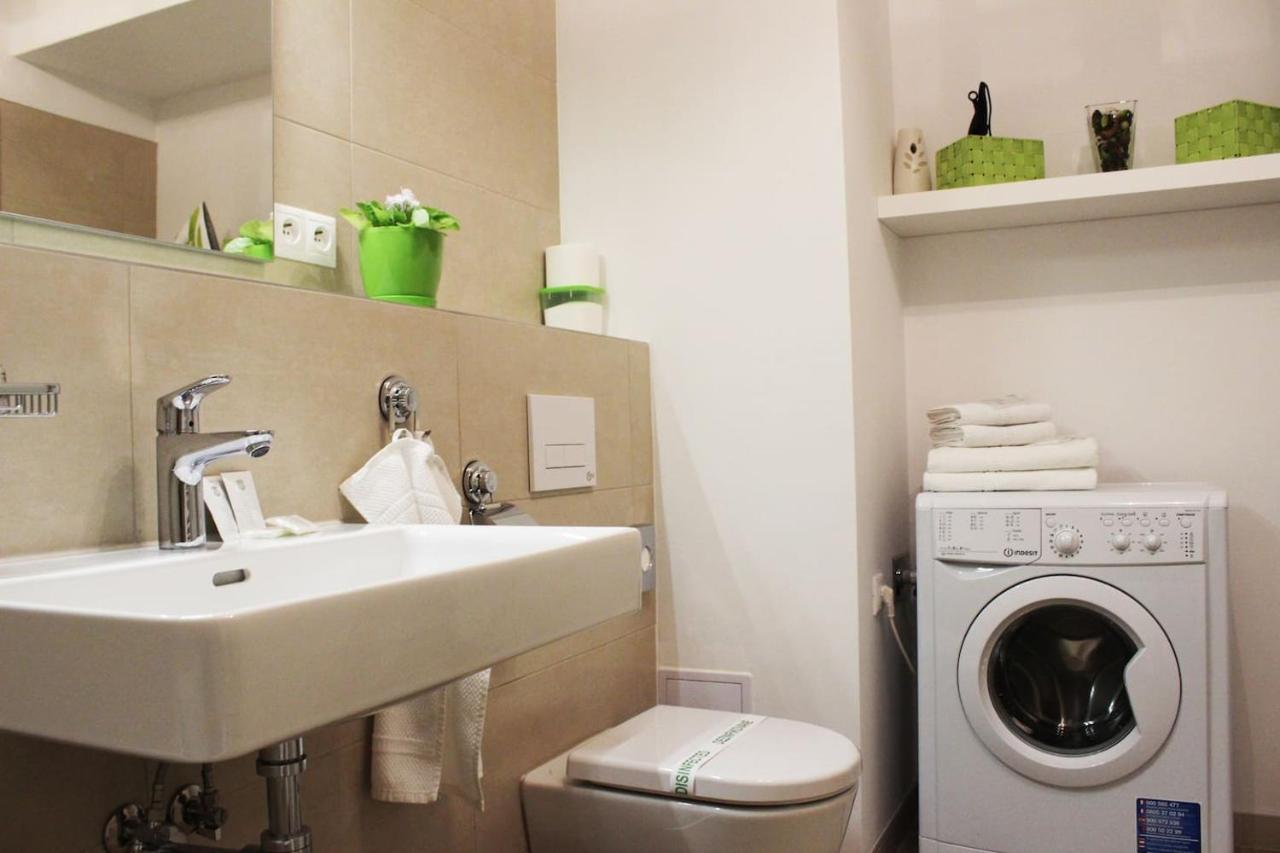 Leo Free Parking - Augusta Apartament